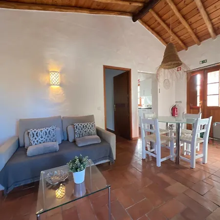Casa Amendoiera Ferienhaus Olhão